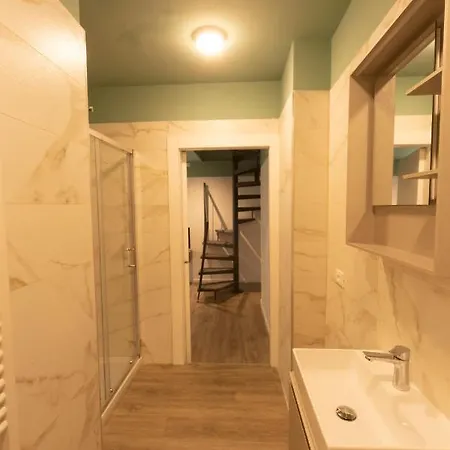 Twoways5terre Guest house